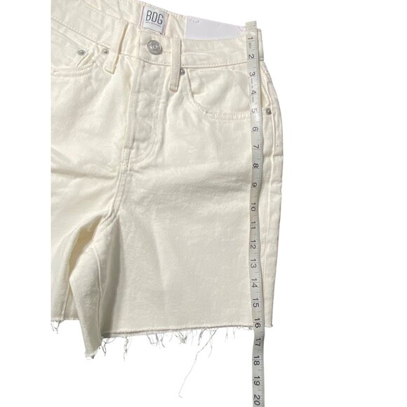 BDG Womens 90s White Denim Shorts High-Waisted 5-Pocket Distressed Style Button - Picture 8 of 10